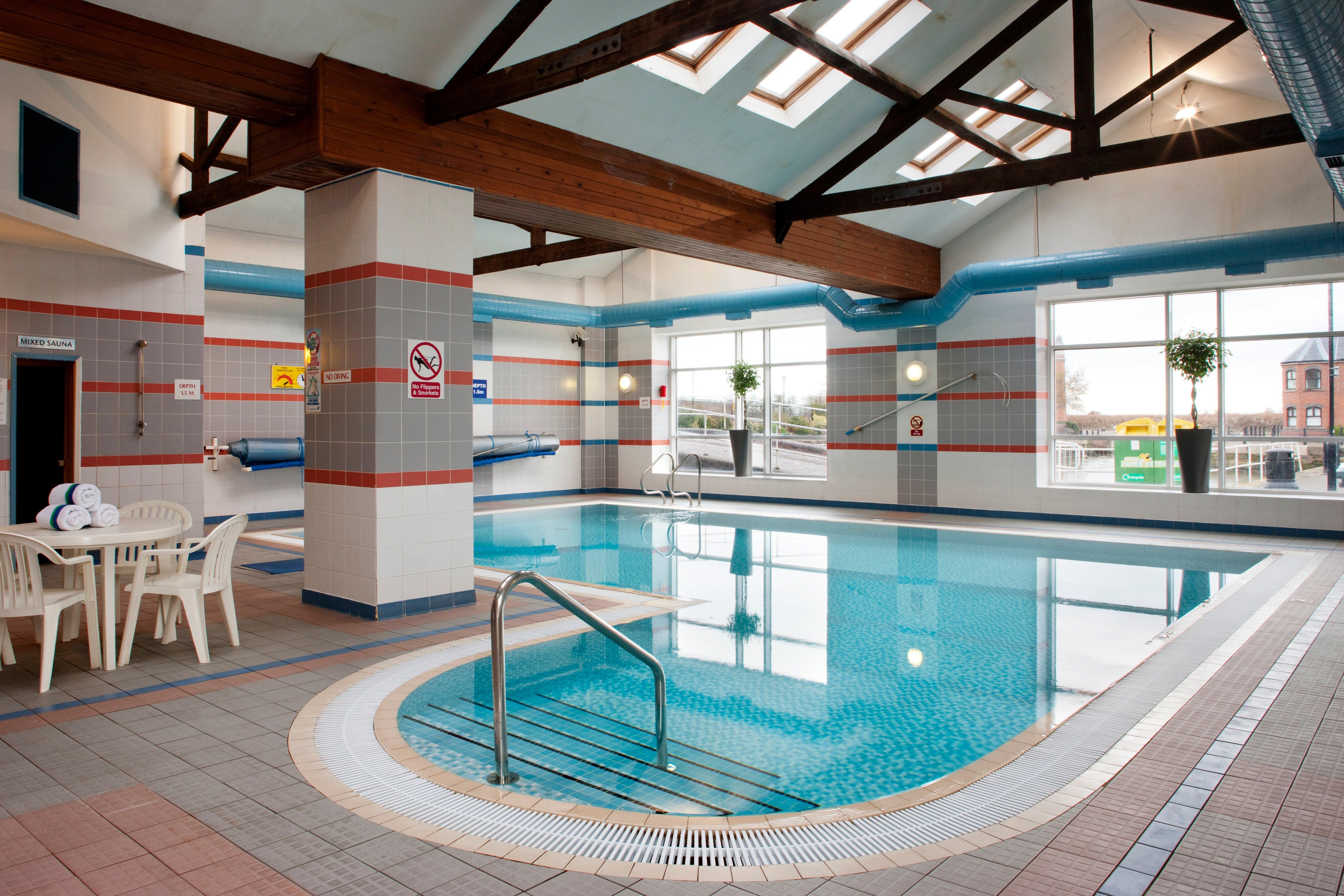 Holiday Inn Ellesmere Port/Cheshire Oaks By Ihg Exterior foto